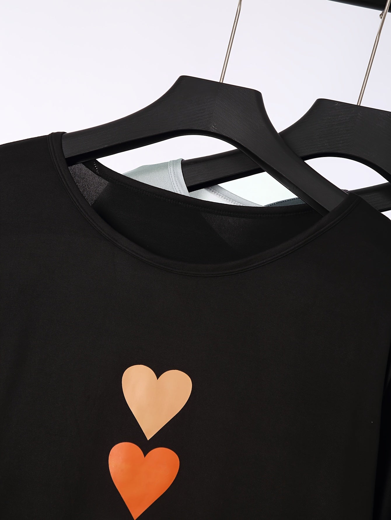 Women'S Plus-Size T-Shirt Dress Nightgown with Heart Print, Sleepwear Set Suitable for Home And Outdoor Wear.
