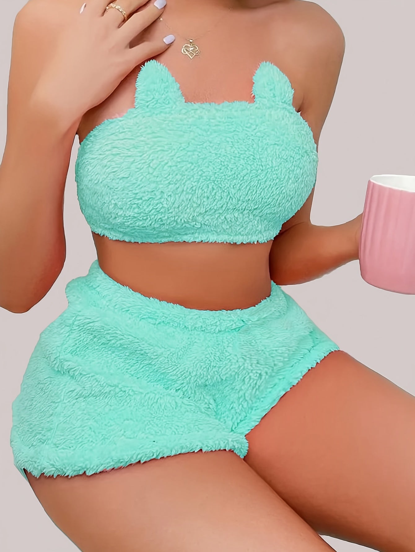 Set Inès – Plüsch-Tube-Top & Shorts