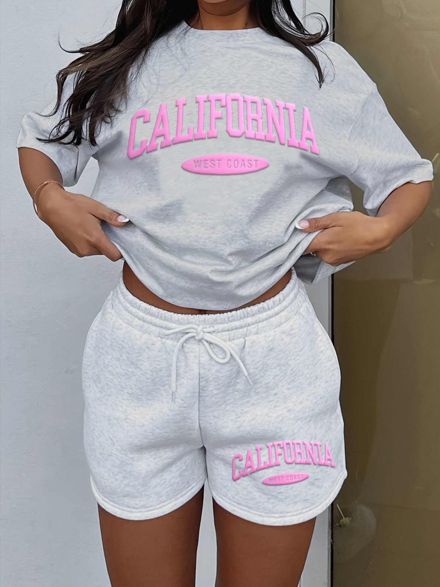 Damen Shorts & Shirt Mira