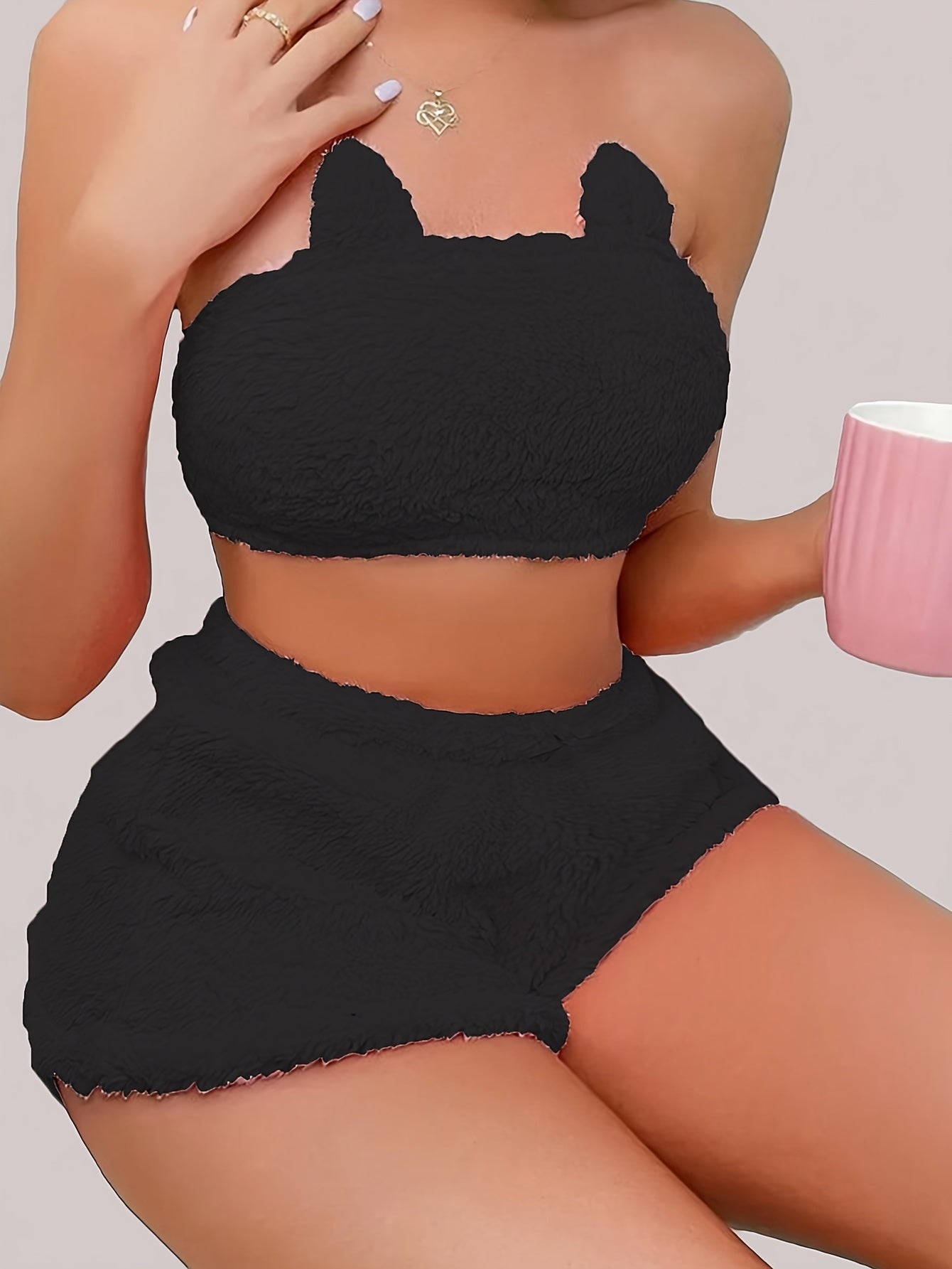 Set Inès – Plüsch-Tube-Top & Shorts
