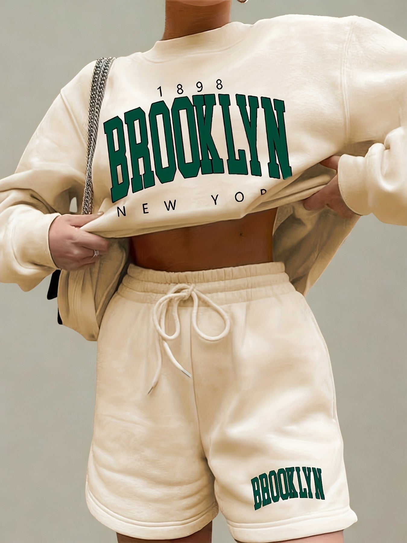 Set Nila – Sweatshirt & Shorts