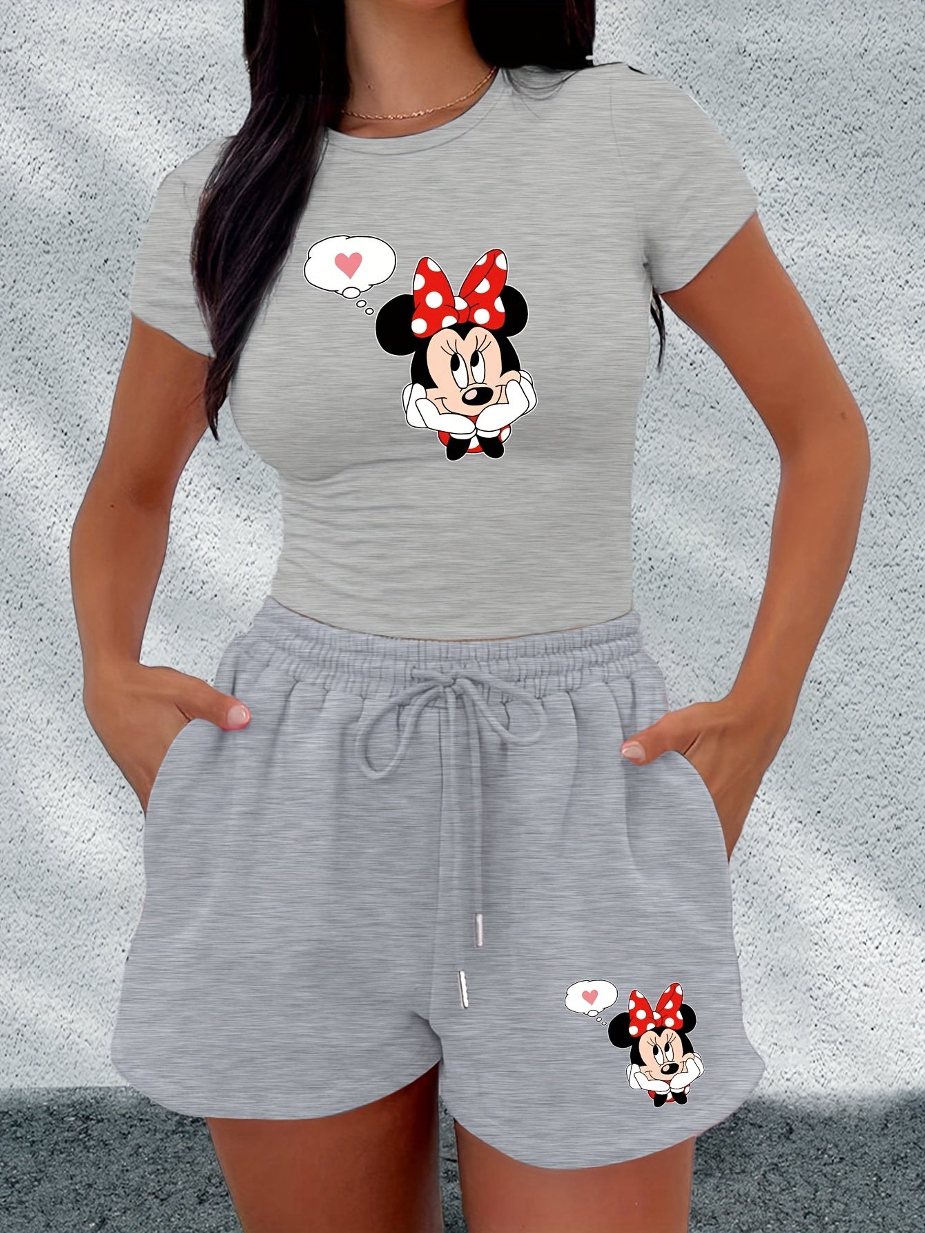 Set Mila – T-Shirt & Shorts mit Minnie-Motiv