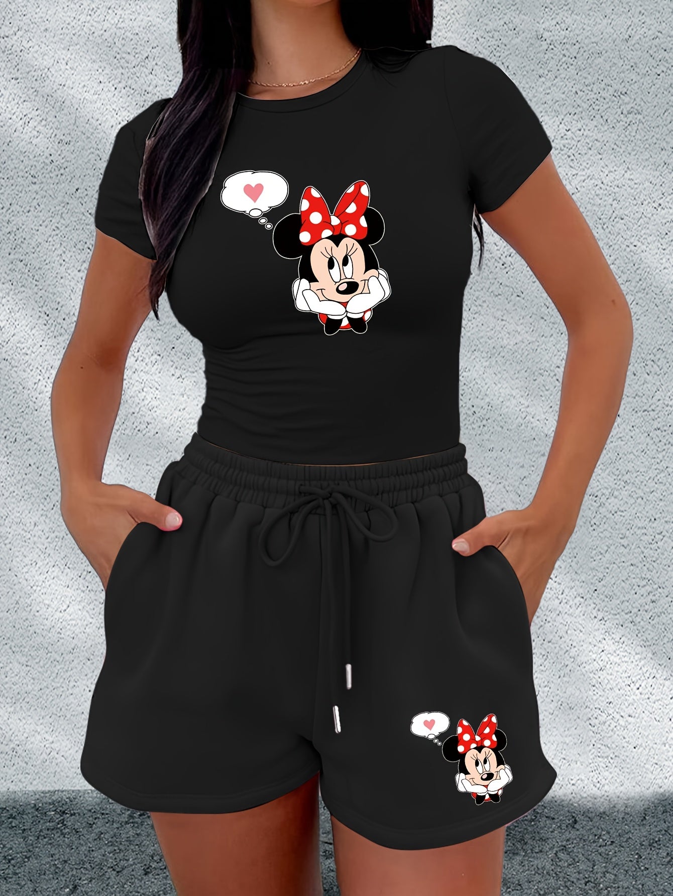 Set Mila – T-Shirt & Shorts mit Minnie-Motiv