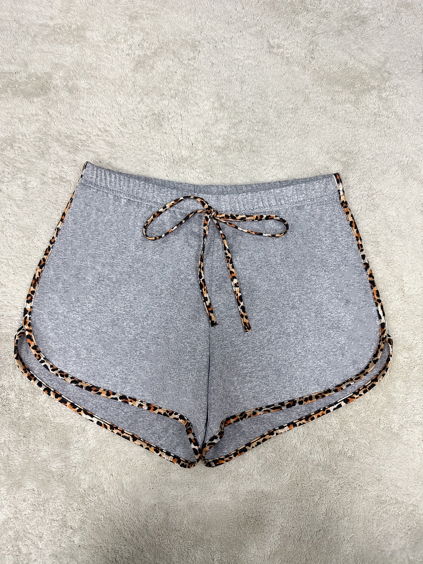 Shorts Leni – Leo Detail