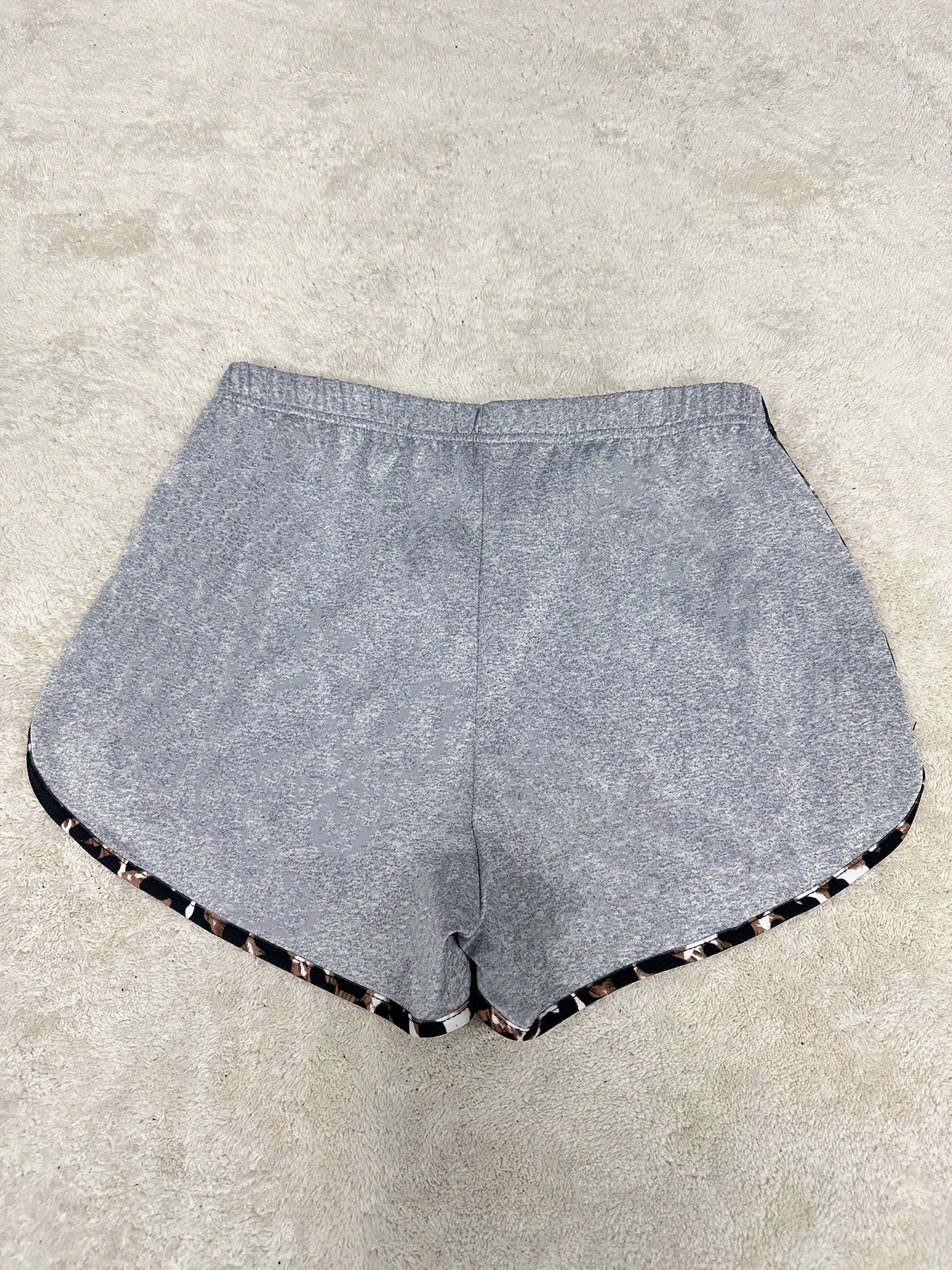 Shorts Leni – Leo Detail