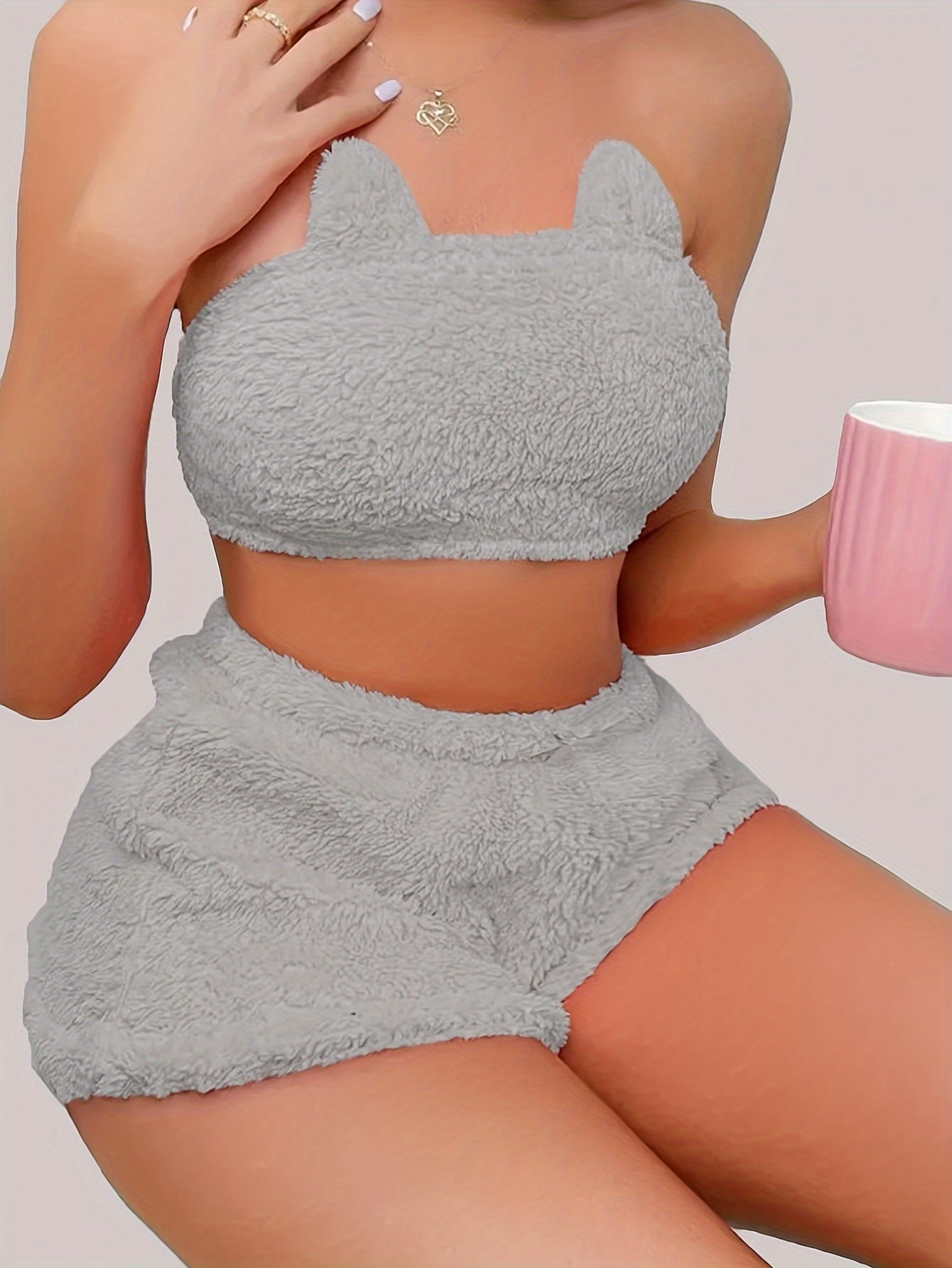 Set Inès – Plüsch-Tube-Top & Shorts