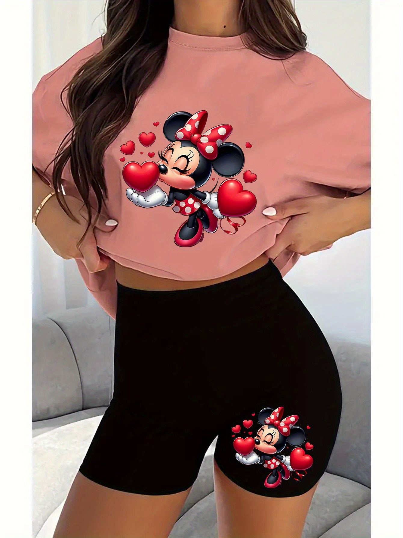 Set Naya – T-Shirt & Shorts